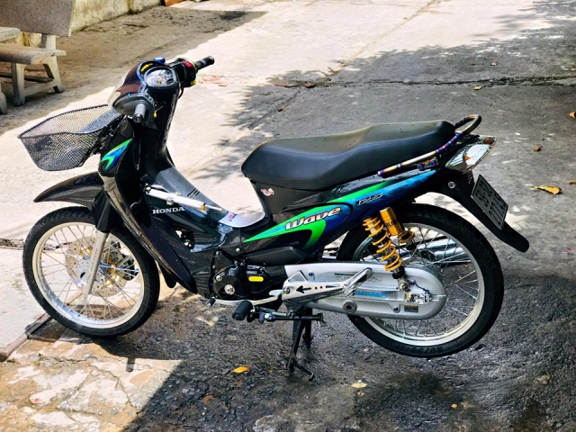 Wave 125 độ thành siêu phẩm với dàn đồ chơi cực đỉnh và đắt giá