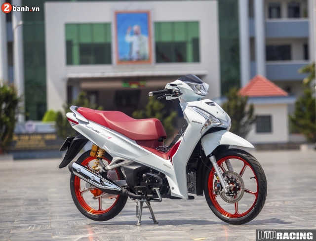 Wave 125 và vẻ đẹp kiều diễm được tạo nên từ những trang bị thứ dữ