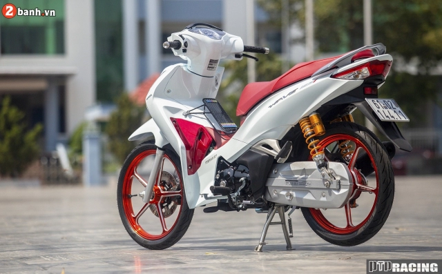 Wave 125 và vẻ đẹp kiều diễm được tạo nên từ những trang bị thứ dữ