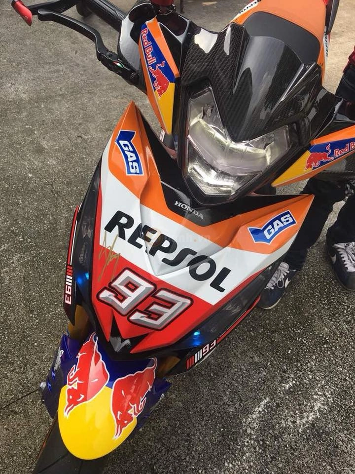 Winner 150 repsol độ 1 gắp bất ngờ xuất hiện tại đường đua motogp 2018