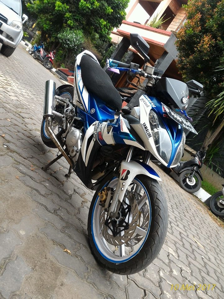 X1r đúa con đáng tự hào của yamaha