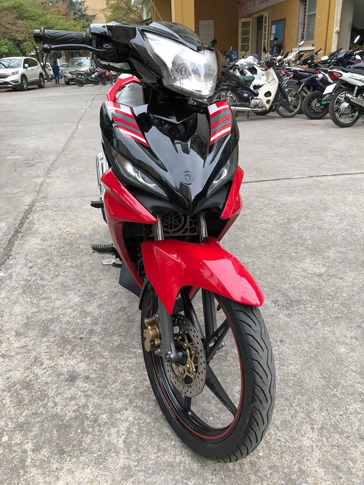 Xe exciter135 ix 2012 tay côn 29c-18276 đi 15000km 25 triệu xe mới coong chính chủ bán