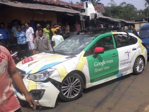 Xe google street view gây tại nạn liên hoàn tại indonesia