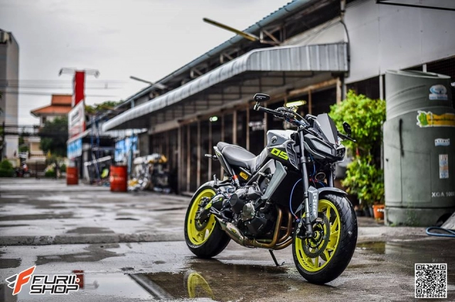 Yamaha mt-09 nâng cấp khá tươi tắn trên đất thái