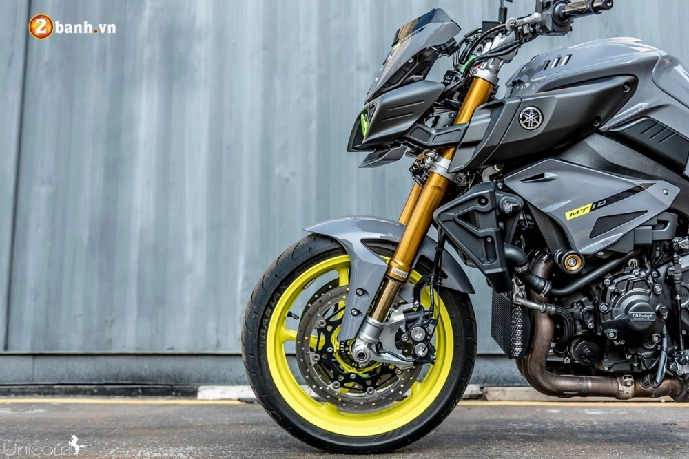 Yamaha mt-10 táo bạo trong ngôn từ thiết kế