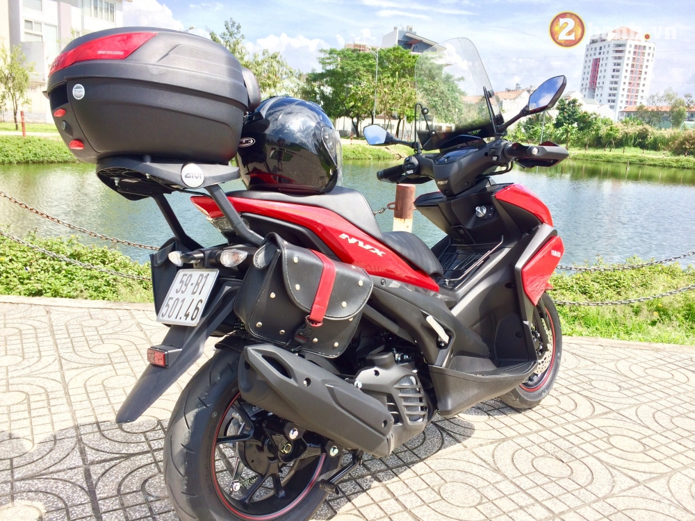 Yamaha nvx 125cc phong cách touring ở sài gòn