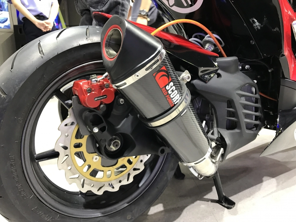Yamaha nvx 155 độ biến hình từ phillippines về trưng bày ở motorshow