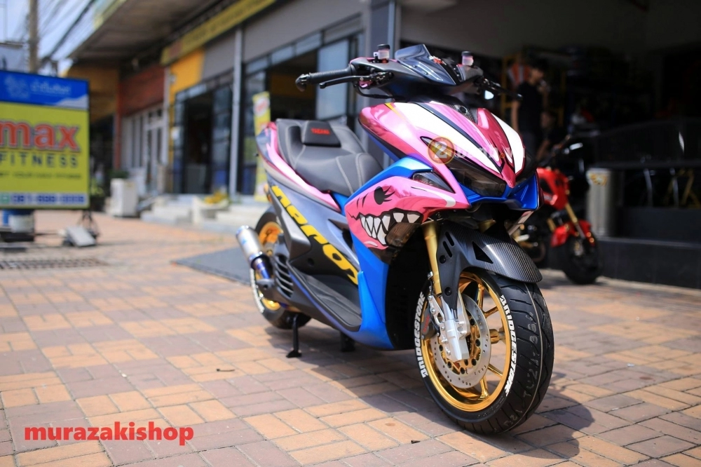 Yamaha nvx vua cá mập hồng đầy quyến rũ và chất chơi