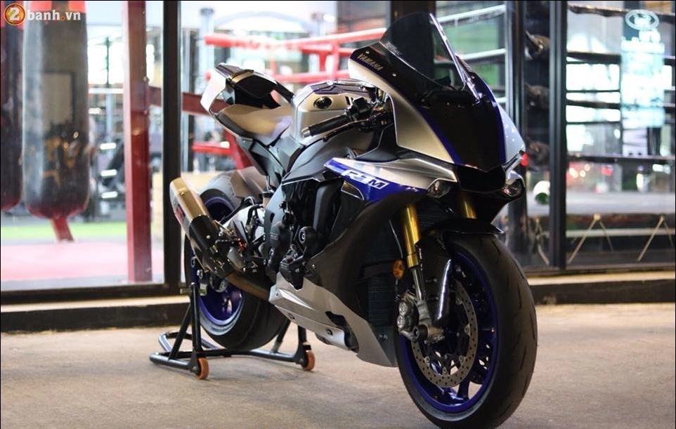 Yamaha r1 bản độ chi tiết tinh tế đầy mê hoặc đến từ xứ chùa vàng