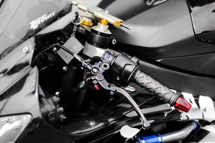 Yamaha r6 hút hồn trong bản độ siêu khủng tại việt nam