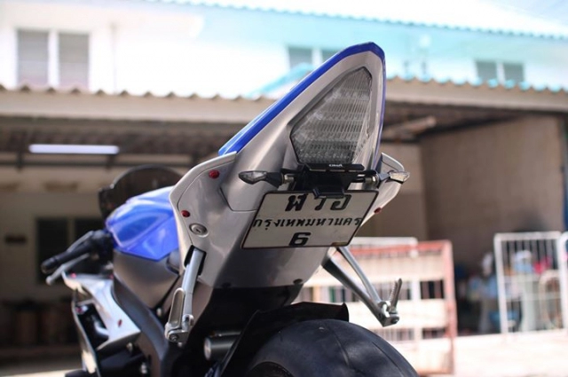 Yamaha r6 vẻ đẹp khó phai cùng năm tháng