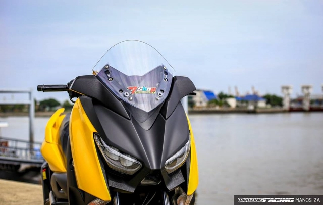 Yamaha x-max 300 chất ngất đọ dáng cùng đồng bọn