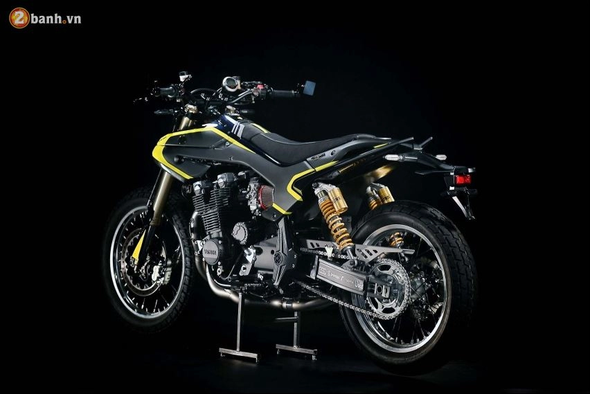 Yamaha xjr1300 món quà đặc biệt dành riêng cho valentino rossi mang tên mya