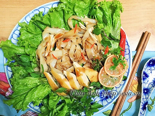 5 món salad gà giúp giảm mỡ thừa lấy lại vóc dáng cho chị em