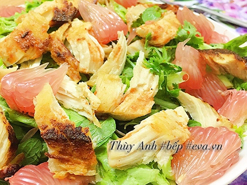 5 món salad gà giúp giảm mỡ thừa lấy lại vóc dáng cho chị em