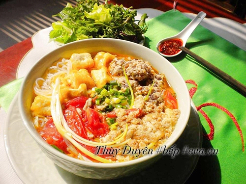 Bún riêu cua mọc đậu ăn mãi chẳng chán