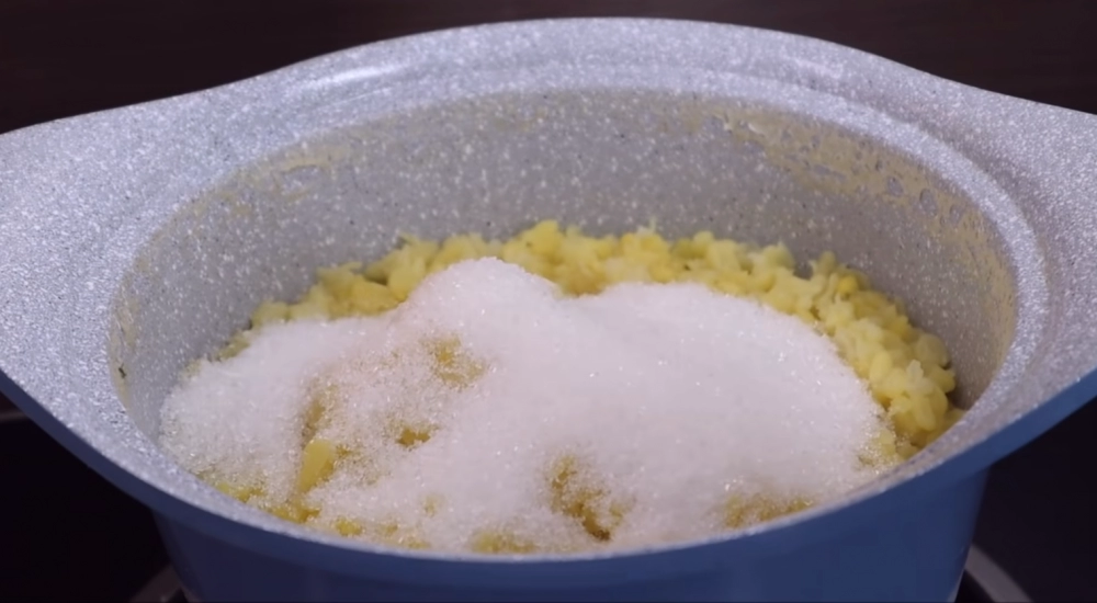 Cách làm bánh trung thu không cần lò nướng bằng nồi cơm điện siêu nhanh