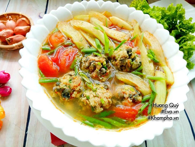 Canh ốc nấu chua thơm ngon đưa cơm ngày nắng nóng