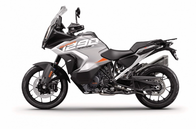 Điểm mới về tính năng kết nối trên ktm 1290 super adventure 2023