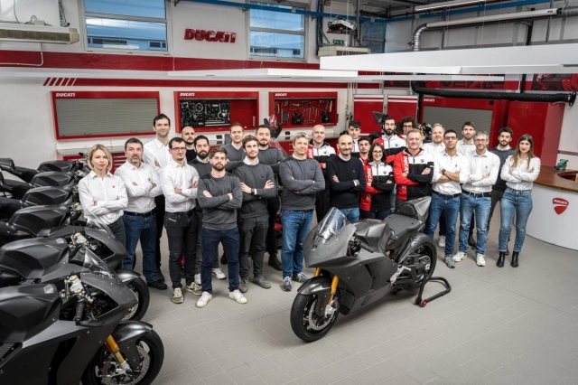 Ducati chính thức bắt đầu sản xuất xe đua v21l motoe