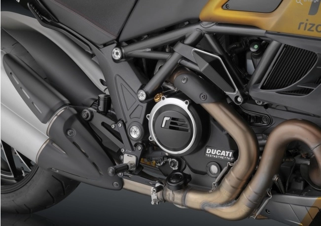 Ducati diavel độ full option đồ chơi rizoma