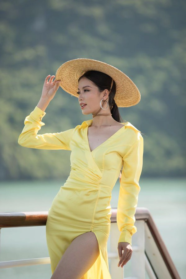 Đụng váy áo với hhen niê và hương giang thí sinh miss world liệucó toả sáng như đàn chị