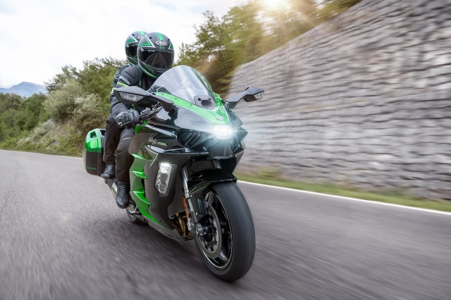 Kawasaki h2 sx se 2023 chính thức trình làng