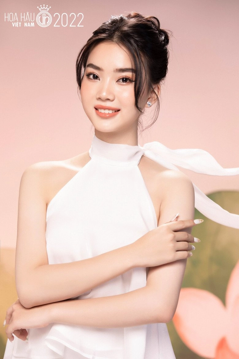 Người đẹp hoa lư có vòng eo 55cm đẹp như ngọc nữ trong bộ ảnh chính thức của hoa hậu việt nam 2022