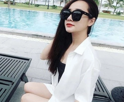 Nổi tiếng là gái ngoan nhưng mỗi lần diện đồ khoe eo nhã phương lại gây sốt