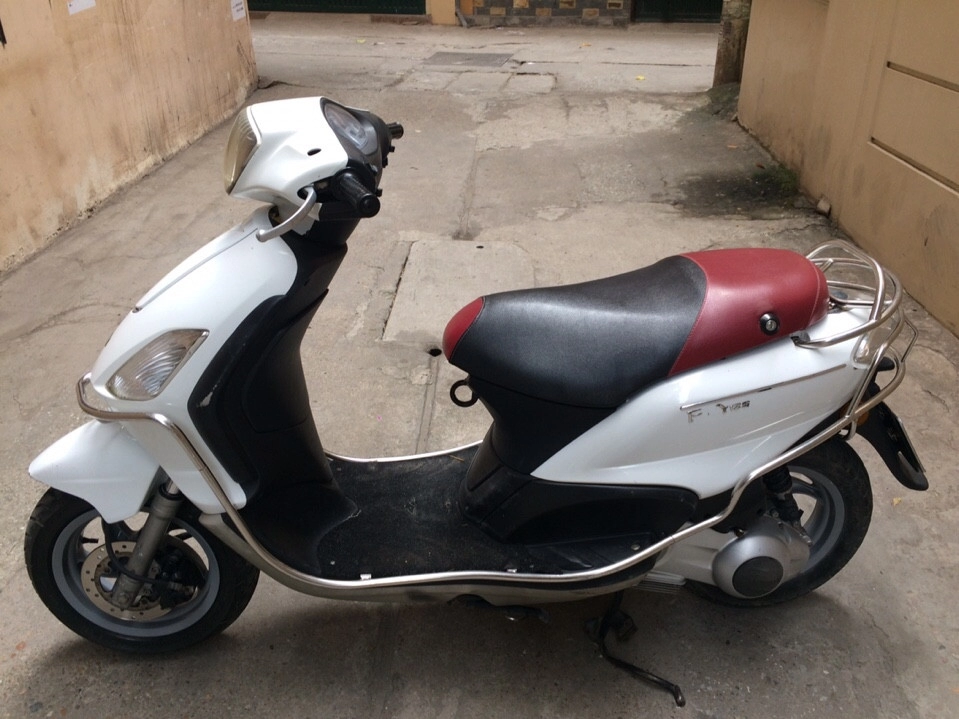 Piaggio fly 125 nhập đời chót 2010 màu trắng 30l5 - 5679