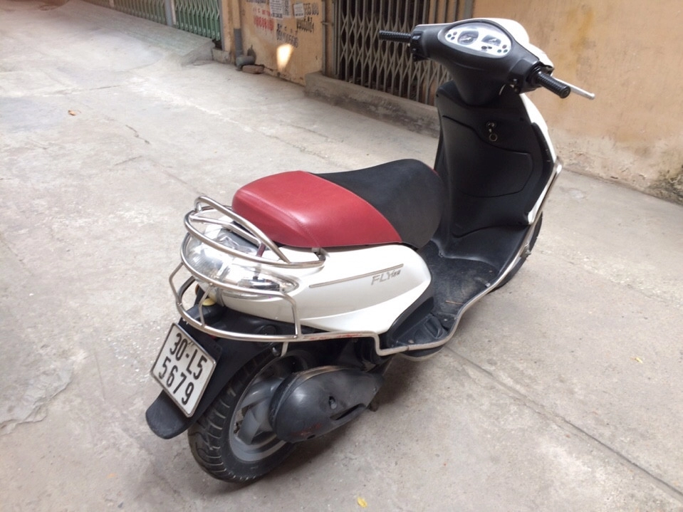 Piaggio fly 125 nhập đời chót 2010 màu trắng 30l5 - 5679