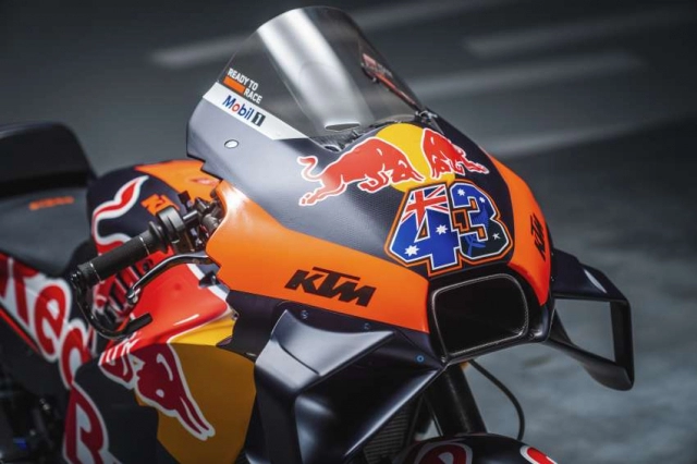 Red bull ktm factory racing ra mắt đội hình motogp trong năm 2023