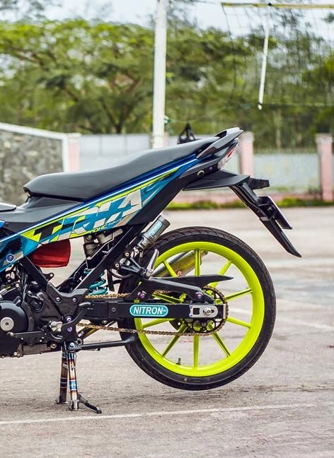 Suzuki satria f150 độ chất ngất ngây với đồ chơi giá trị của biker việt