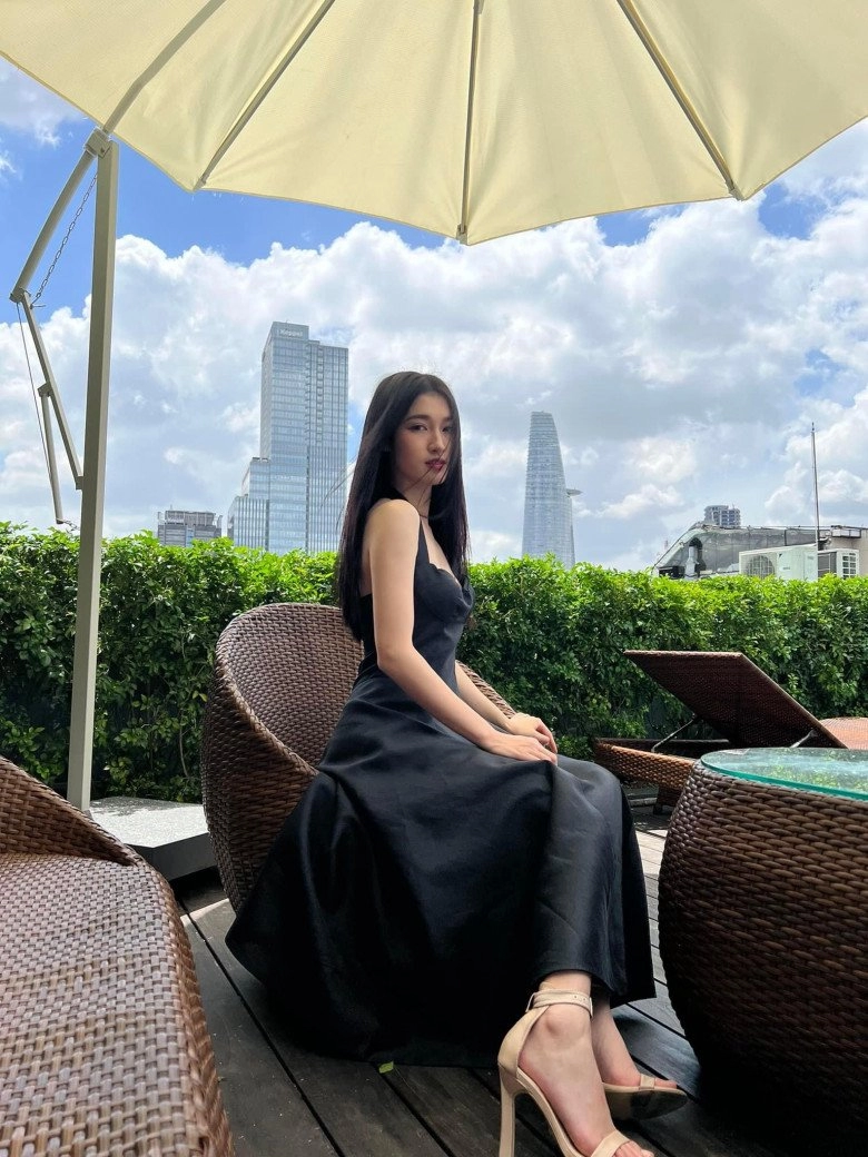 Thí sinh có vòng eo nhỏ nhất miss world việt nam 2022 thích diện đầm 2 dây