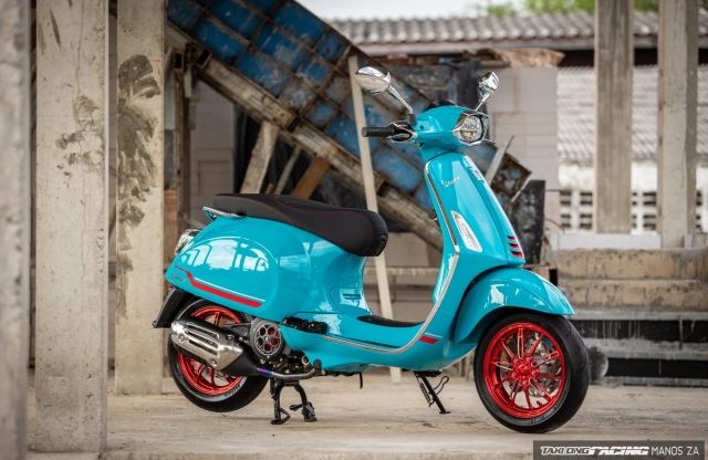 Vespa sprint trở nên đẳng cấp hơn nhờ có hệ thống đèn tín hiệu 3 trong 1