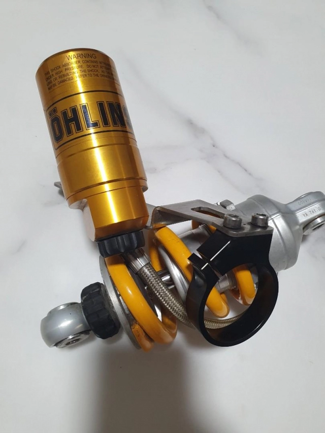 Vì sao người dùng ex 135 thường độ ohlins ex 150