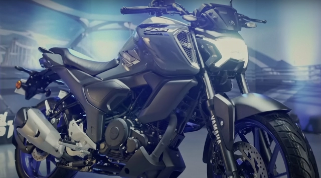 Yamaha tung ra mẫu xe côn tay 150cc mới gây sốt vì mức giá siêu mềm