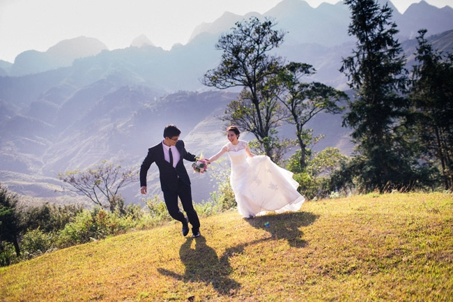 48h vượt 1200km rừng núi cặp đôi liều mình lên đỉnh mã pì lèng chụp ảnh cưới