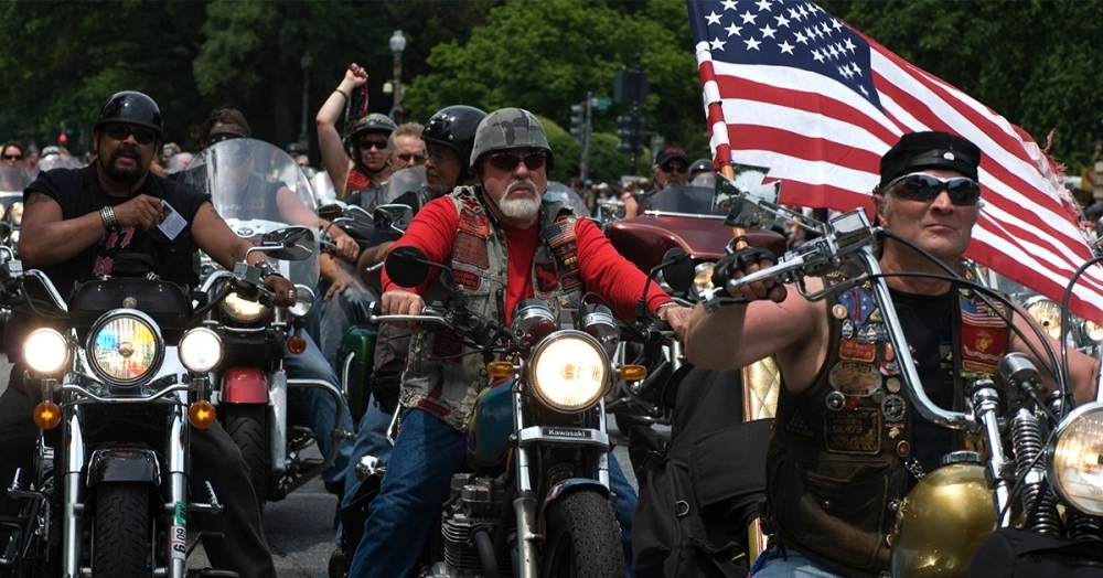 5000 anh em đi môtô để diễu hành bảo vệ lễ nhậm chức của ông trump