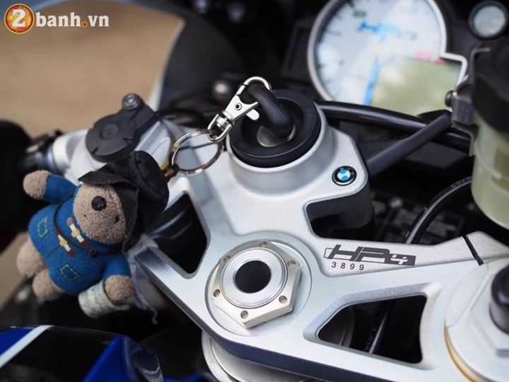 Bmw hp4 trong bản độ đầy chất lượng của biker thái lan