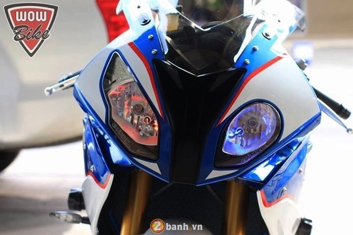 Bmw s1000rr ấn tượng hơn với gói đồ chơi hàng hiệu