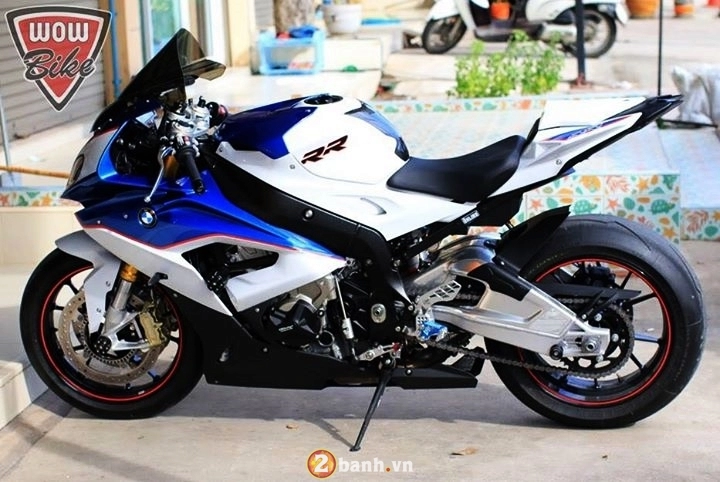 Bmw s1000rr ấn tượng hơn với gói đồ chơi hàng hiệu