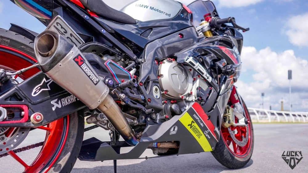 Bmw s1000rr bản độ nổi bật đến ấn tượng của biker việt