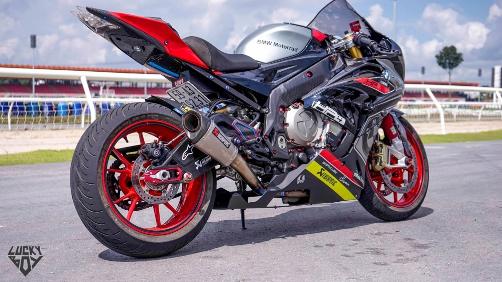 Bmw s1000rr bản độ nổi bật đến ấn tượng của biker việt