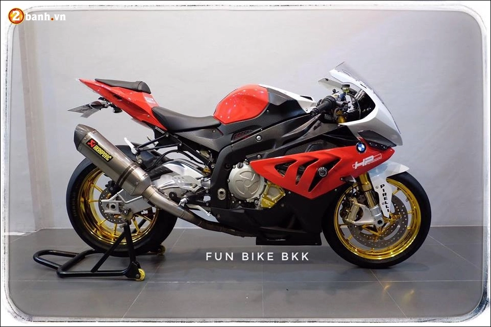 Bmw s1000rr độ hiệu năng cùng loạt đồ công nghệ đường đua