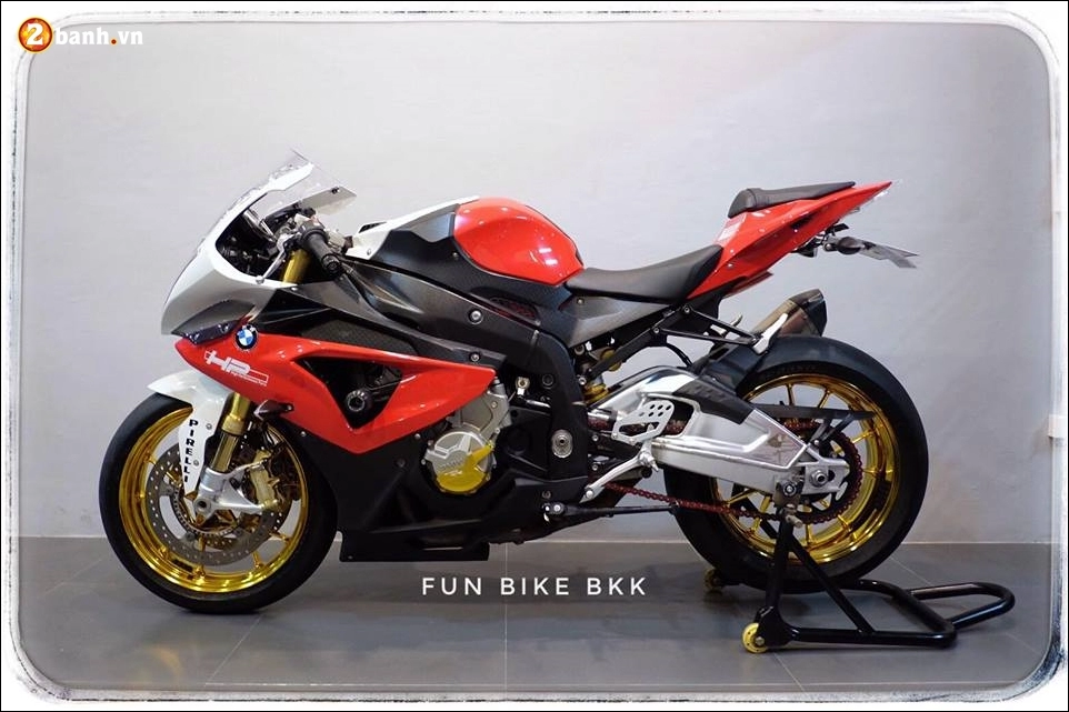 Bmw s1000rr độ hiệu năng cùng loạt đồ công nghệ đường đua