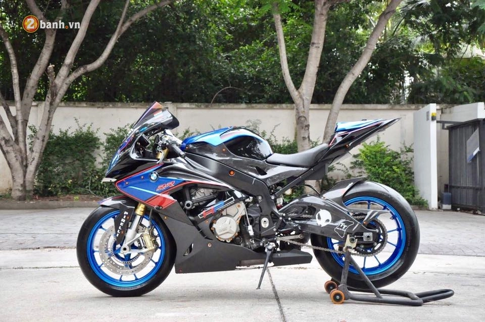 Bmw s1000rr lung linh cùng hiệu năng chrome