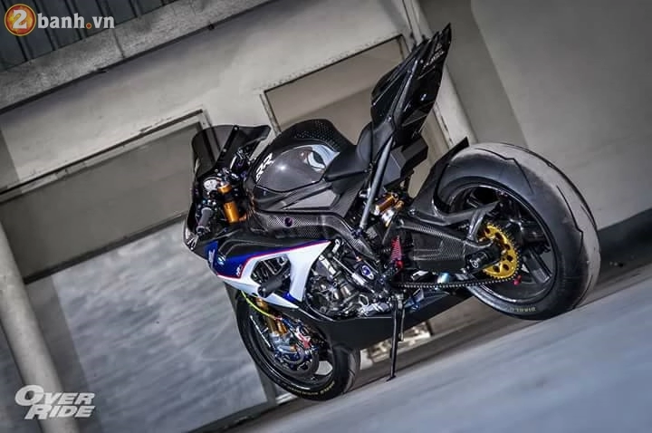 Bmw s1000rr siêu chất trong bản độ full carbon đắt tiền