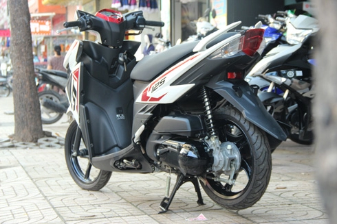 Cạnh tranh với click nhập thái lan yamaha soul gt có mức giá rẻ hơn khoảng 5-7 triệu