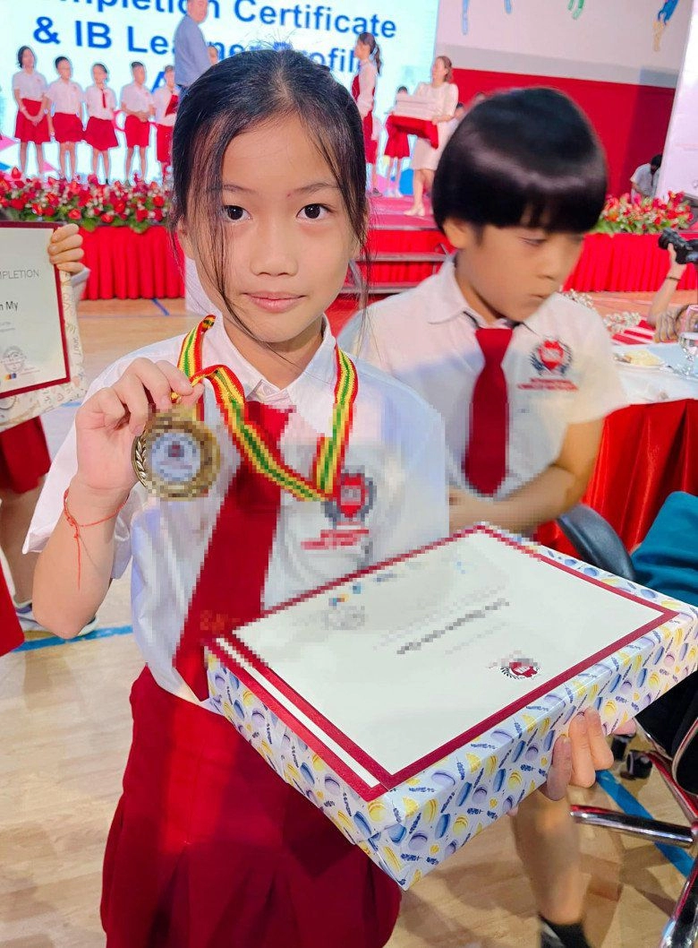 Con gái ốc thanh vân tròn 10 tuổi xinh xắn học giỏi ở trường quốc tế có cơ hộiđược tuyển thẳng vào đh hàng đầu thế giới